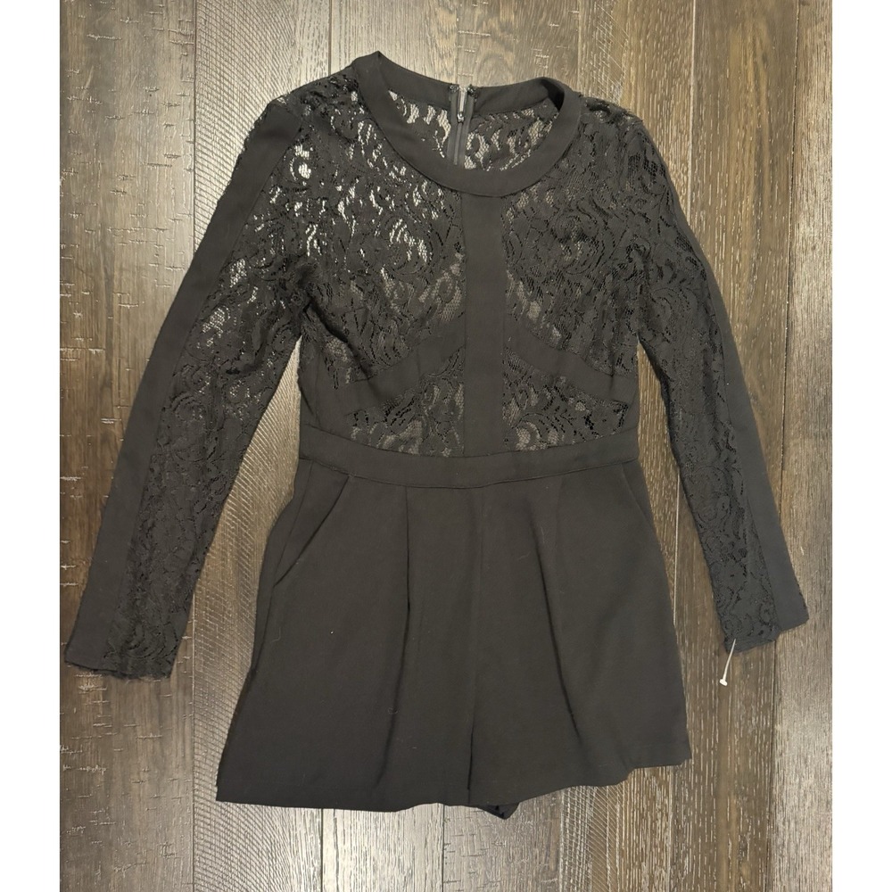 Adelyn Rae Black Long-Sleeve Lace Romper M NWT